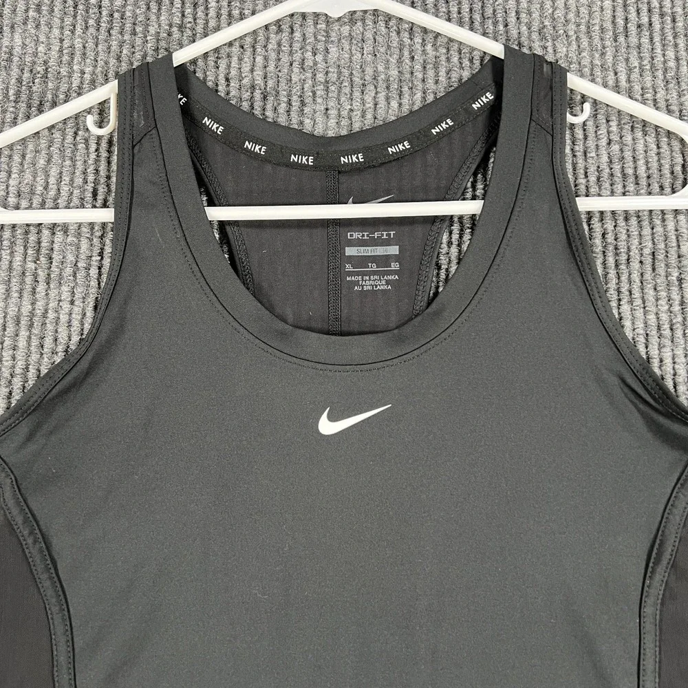 Nike tank top